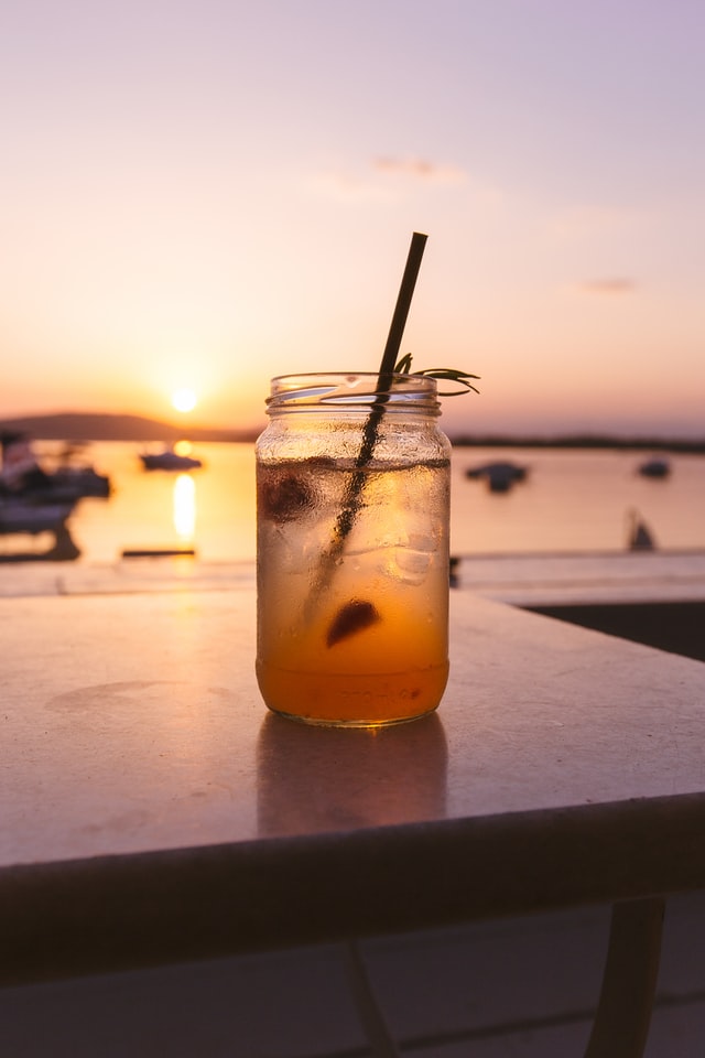 Drink at sunset by Jason Briscoe Unsplash